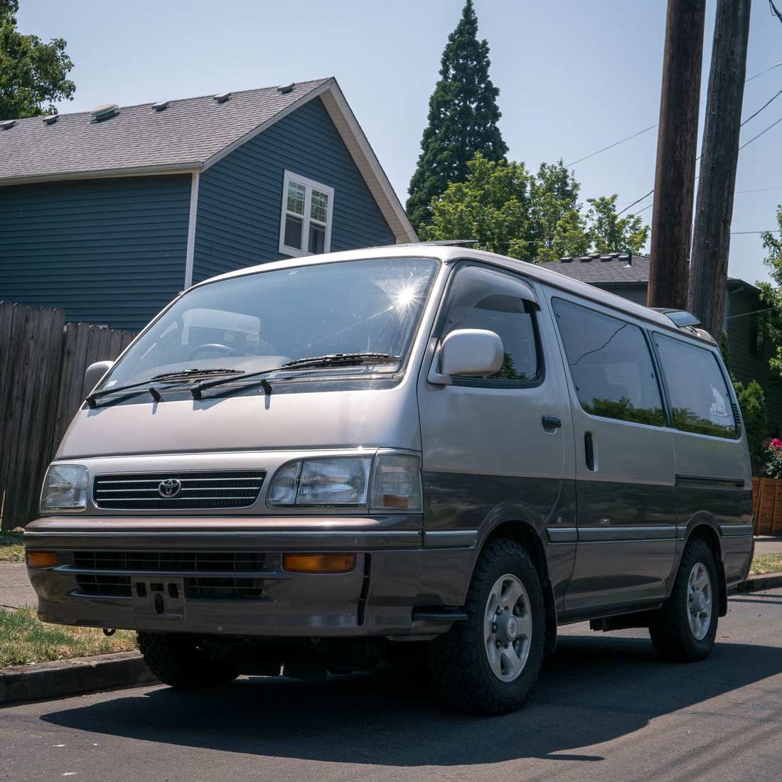 1993 Toyota Hiace Super Custom Ltd. Triple Moonroof 4WD (sold)