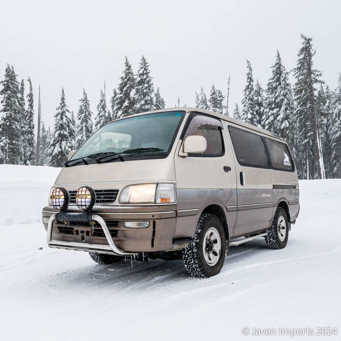 1995 Toyota HiAce Super Custom Ltd. Triple Moonroof 4WD (sold)