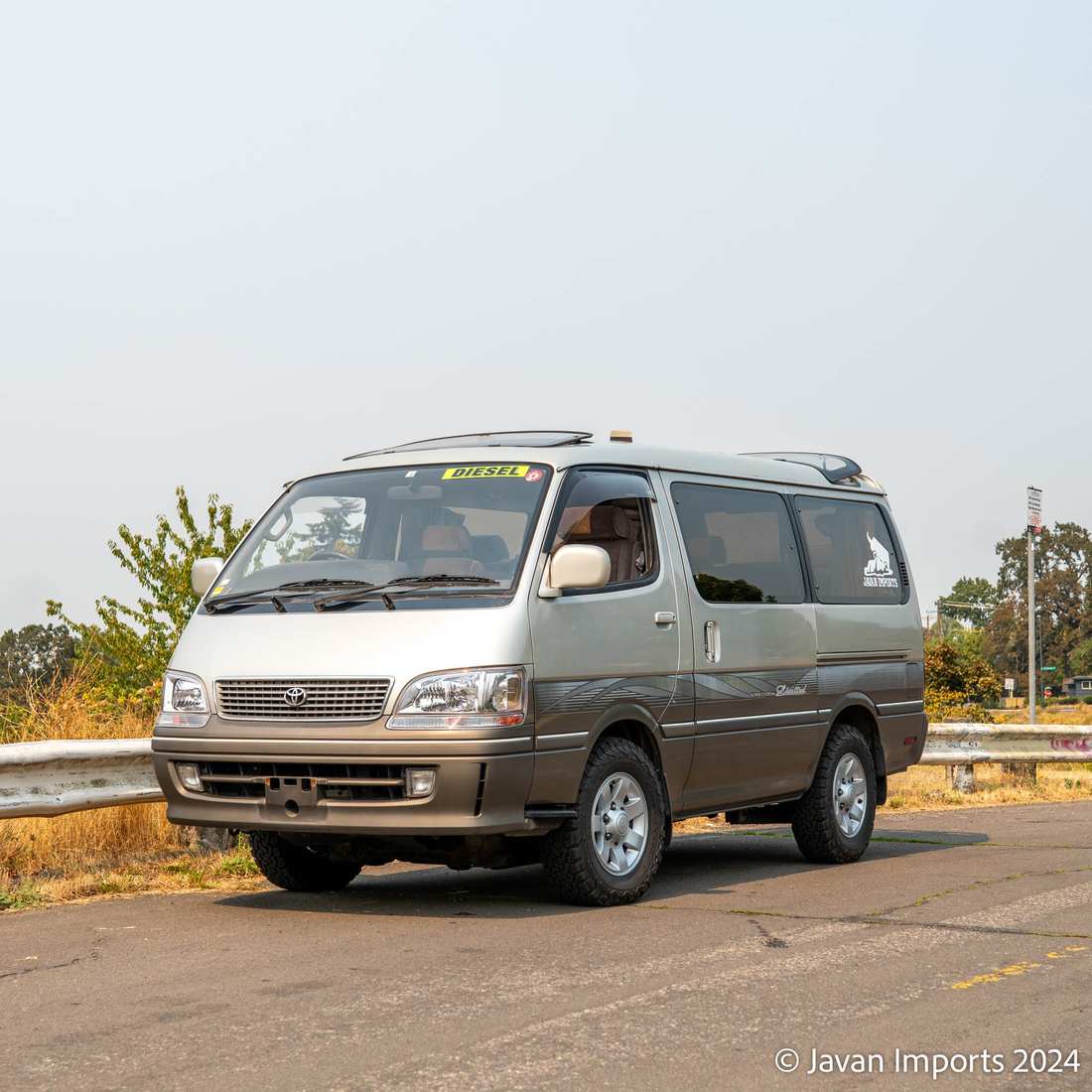 1997 Toyota HiAce Super Custom Ltd. Triple Moonroof 4WD (sold)