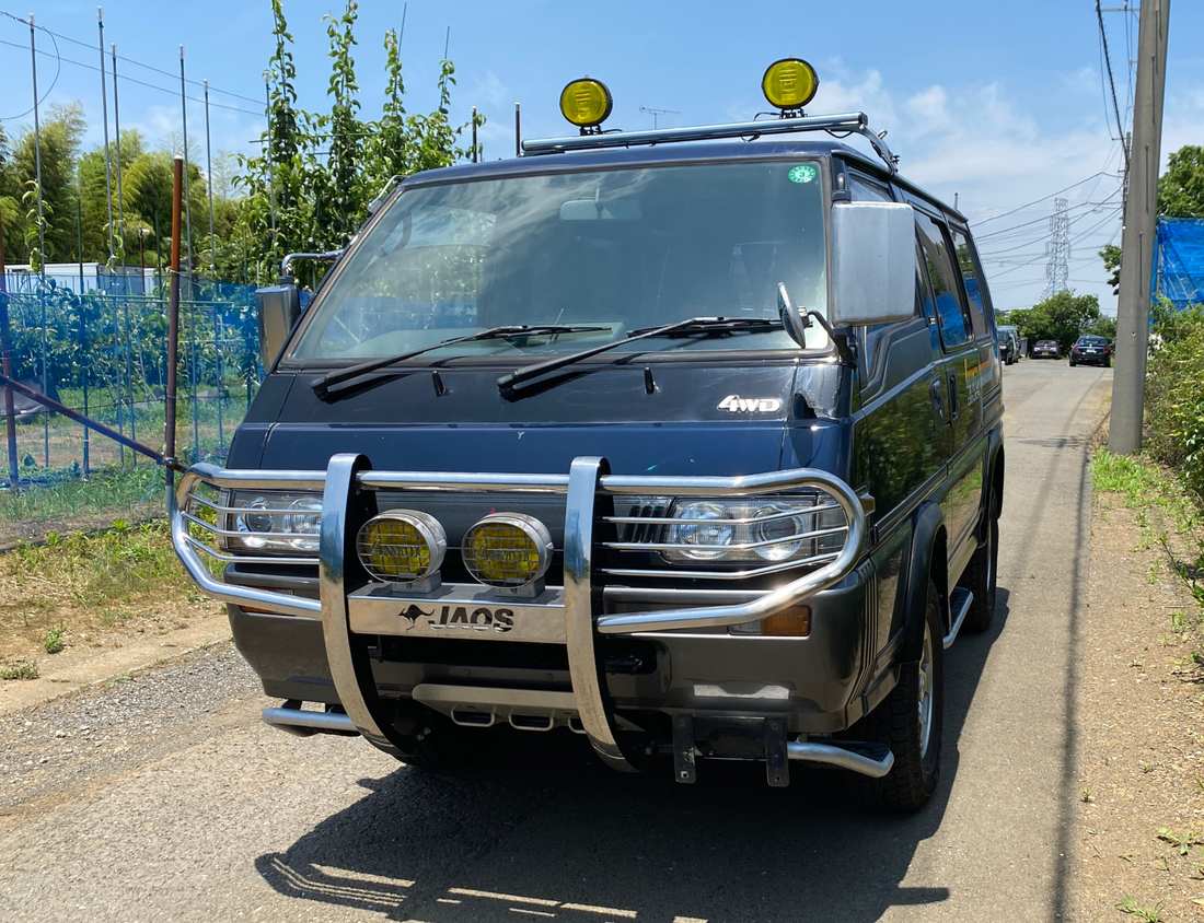 1993 Mitsubishi Delica Exceed Sunroof 4WD (sold)