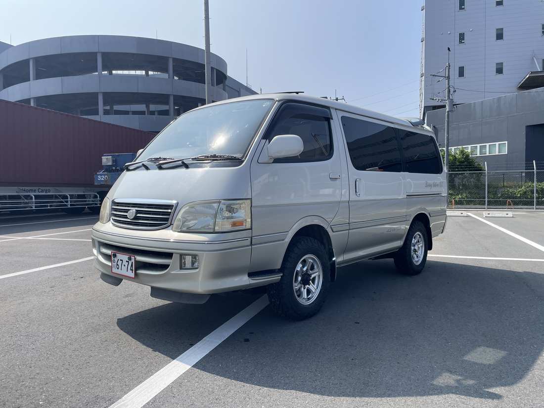 2000 Toyota Hiace Living Saloon EX Triple Moonroof 4WD (sold)
