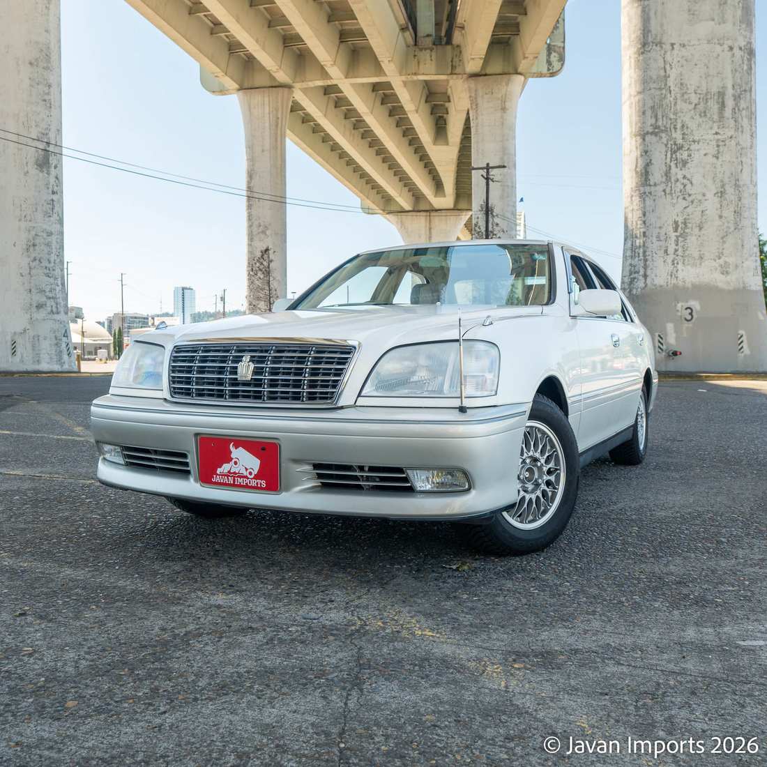 2001 Toyota Crown Royal Saloon Four Premium 21 4WD (sold)