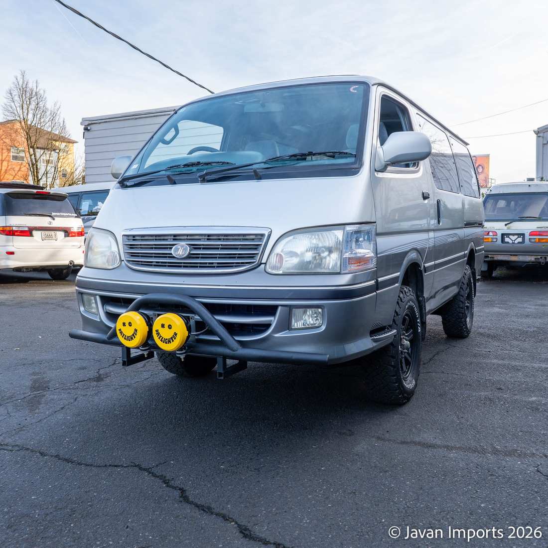 2000 Toyota Hiace Super Custom G Triple Moonroof 4WD (sold)
