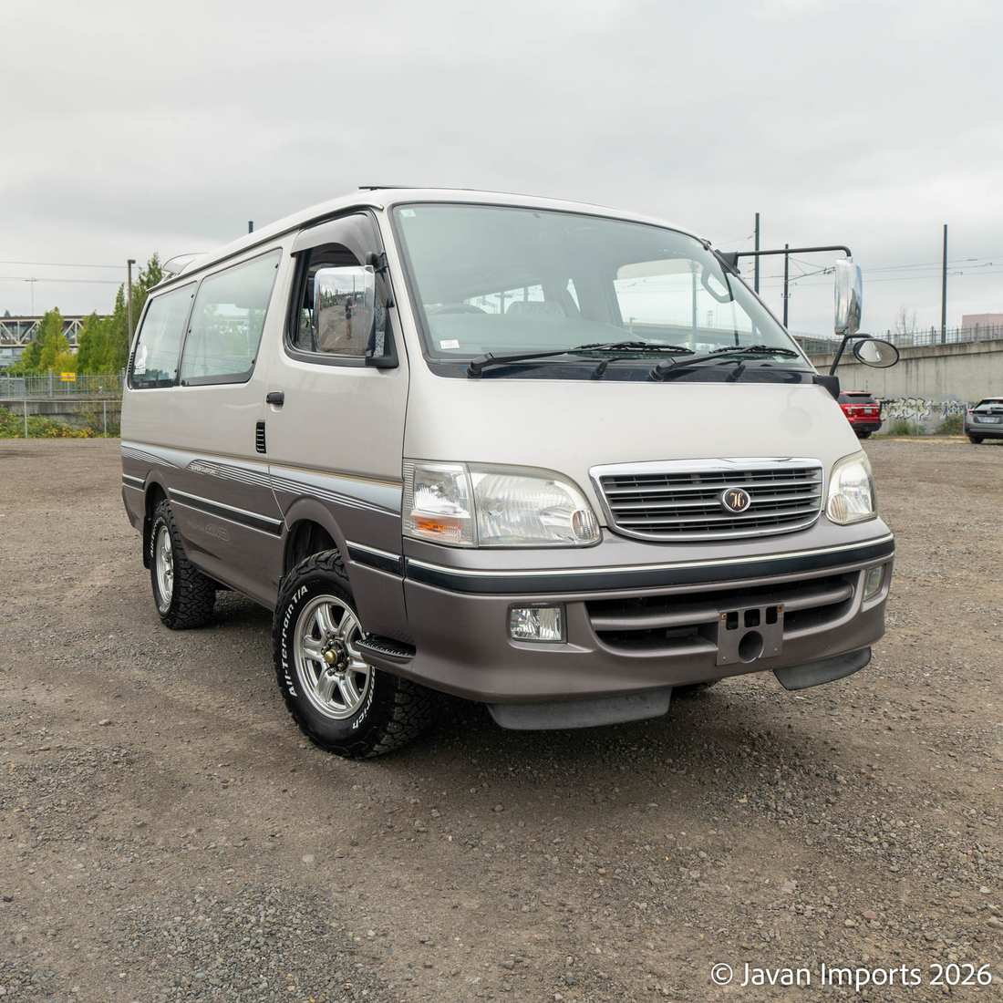 2001 Toyota HiAce Super Custom G Triple Moonroof 4WD for sale at Javan Imports, Portland
