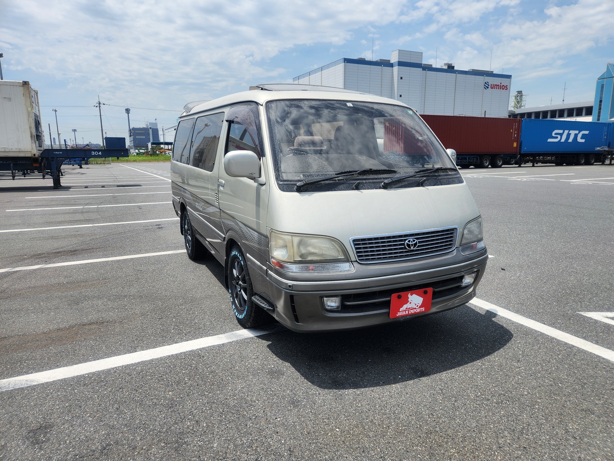 1996 Toyota HiAce Super Custom Ltd. Triple Moonroof 2WD for sale at Javan Imports, Portland