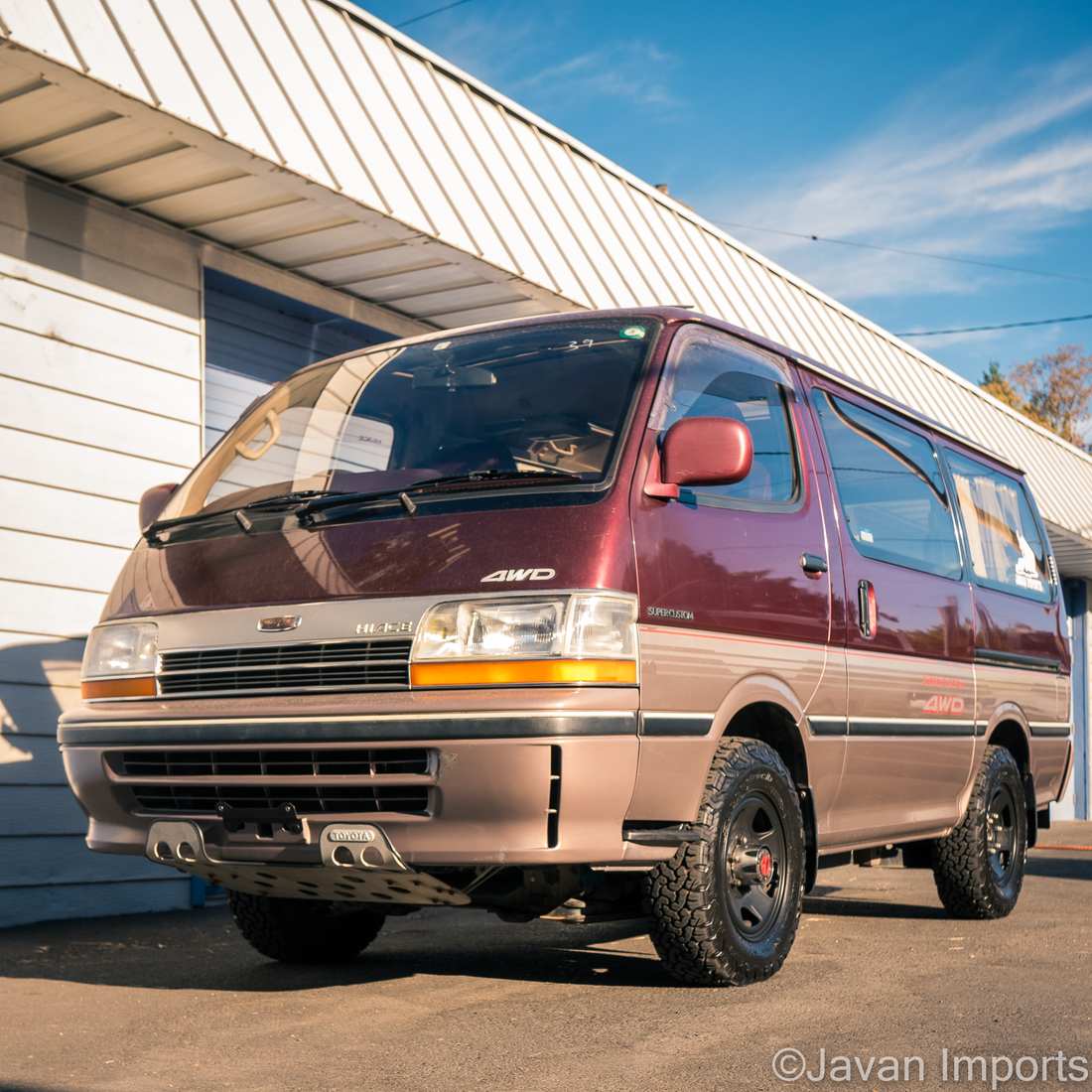 1993 Toyota Hiace Super Custom Twin Moonroof 4WD (sold)