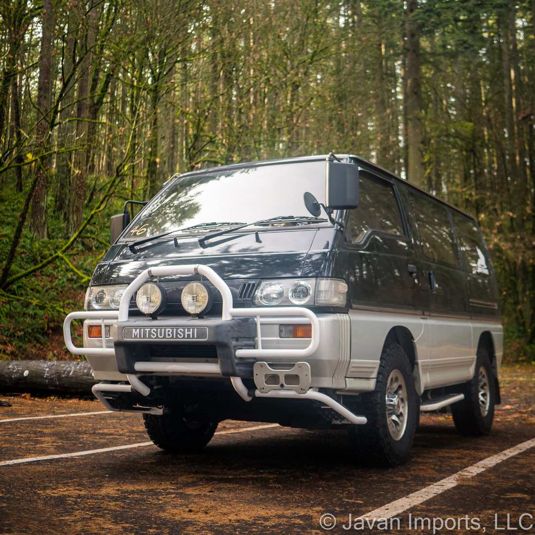 1994 Mitsubishi Delica Starwagon GLX Aeroroof Ltd. Edition 4WD (sold)