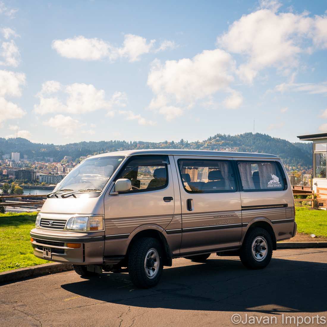 1995 Toyota Hiace Super Custom 4WD (sold)