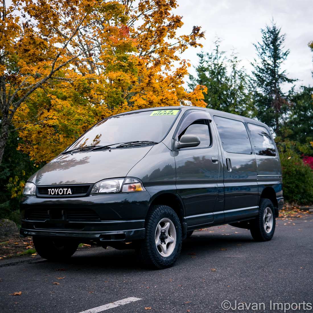 1995 Toyota Granvia Q Twin Moonroof 4WD w/ Lift Kit (sold)