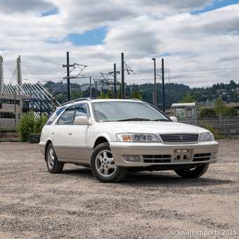 1998 Toyota Mark II Qualis