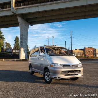 1997 Toyota Granvia