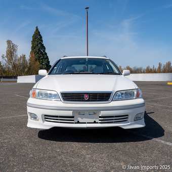 2000 Toyota Qualis